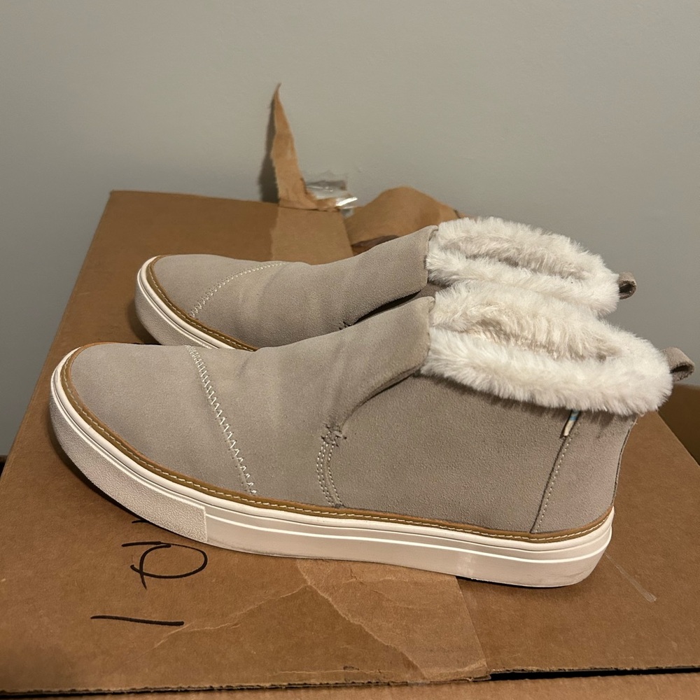 Women's Beige Fur-Lined Slip-On Sneakers
